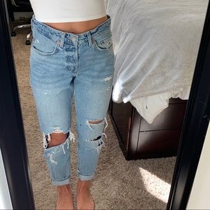 H&M ripped loose jeans